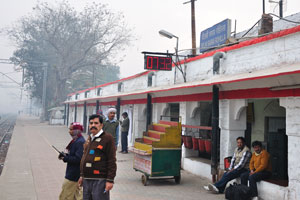 Delhi Sarai Rohilla at 07:32 am