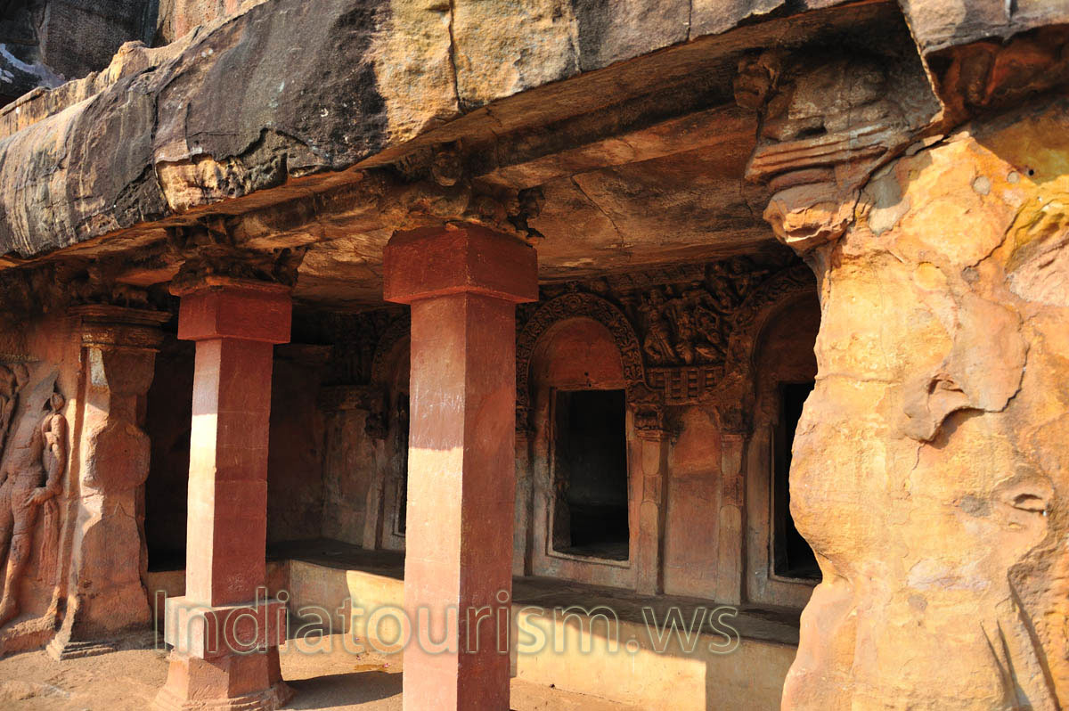 The low ceiling in the Udayagiri caves