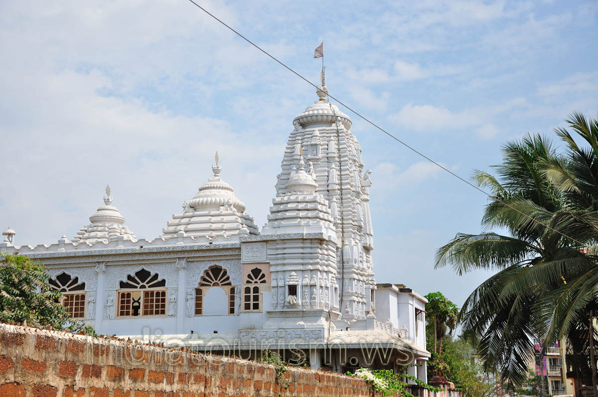 The white krishna temple