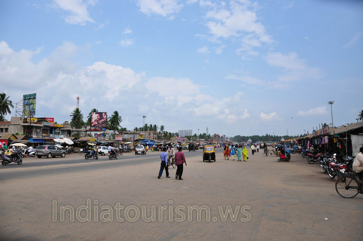 The Bada Danda or the Grand Avenue