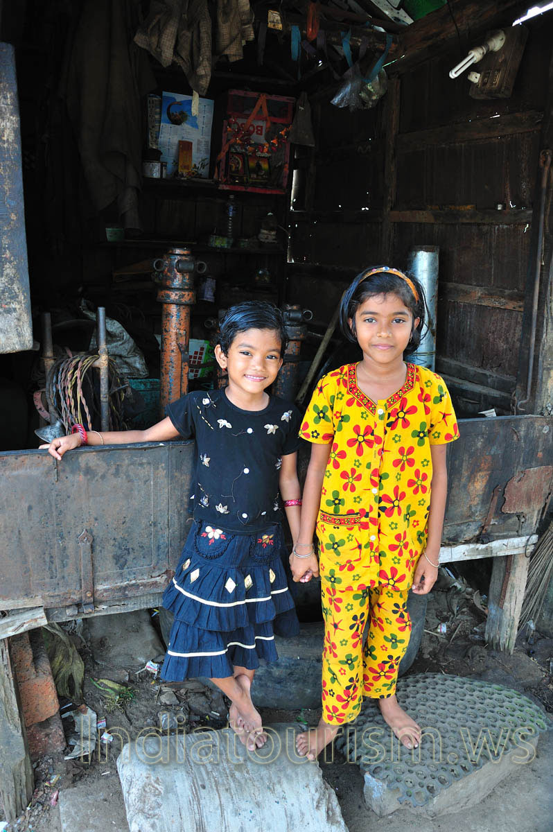 The Bada Danda girls