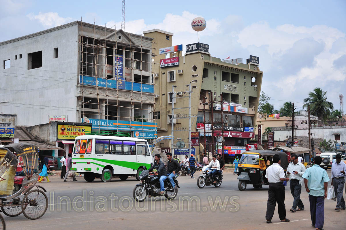 Hotel Trimurti Heights