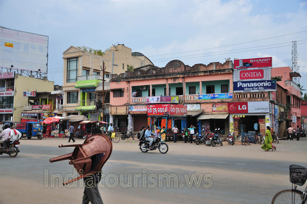 The advertisements of Panasonic, Sharp & LG on the Bada Danda street
