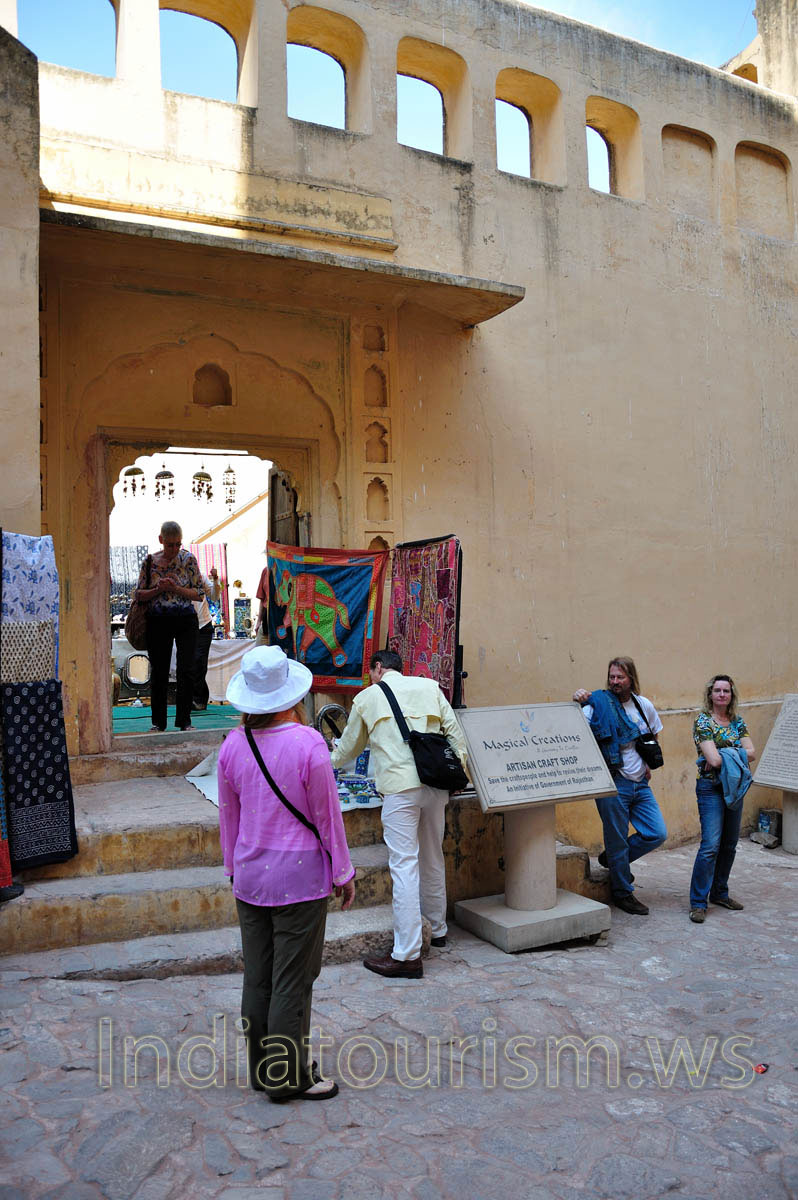 Artisan craft shop 'Magical Creations'