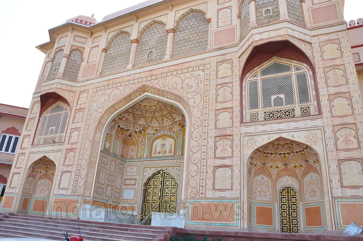 Birla Institute of Scientific Research: ancient architecture of the main building
