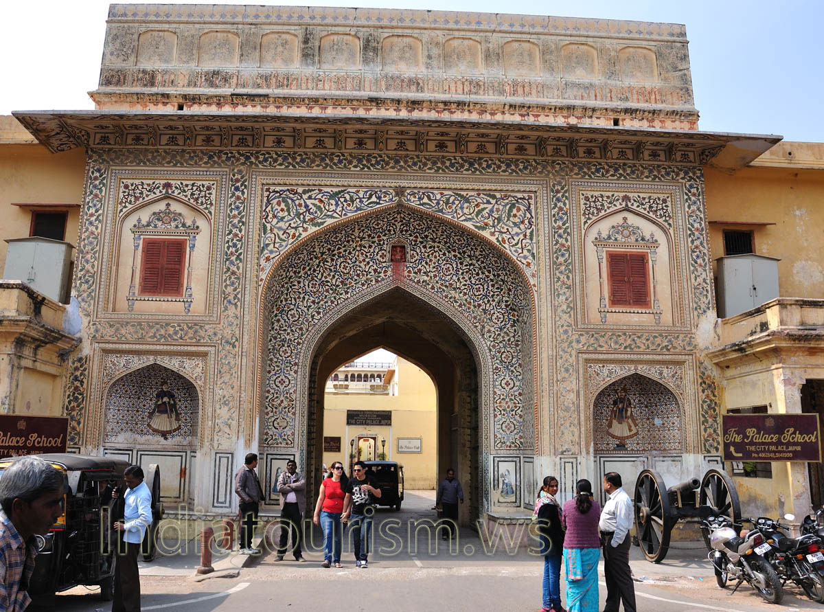 The Palace School is found near Jantar Mantar