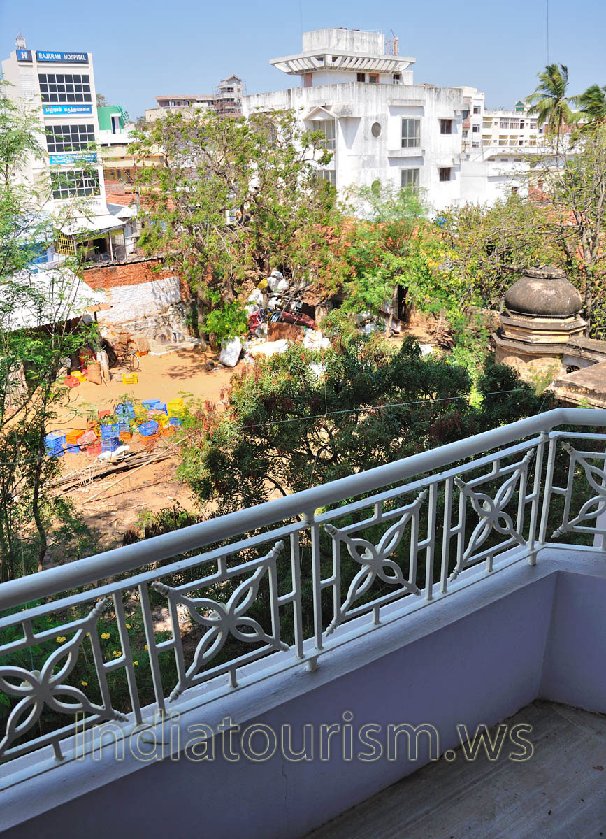 balcony in the double room of hotel Sivamurugan