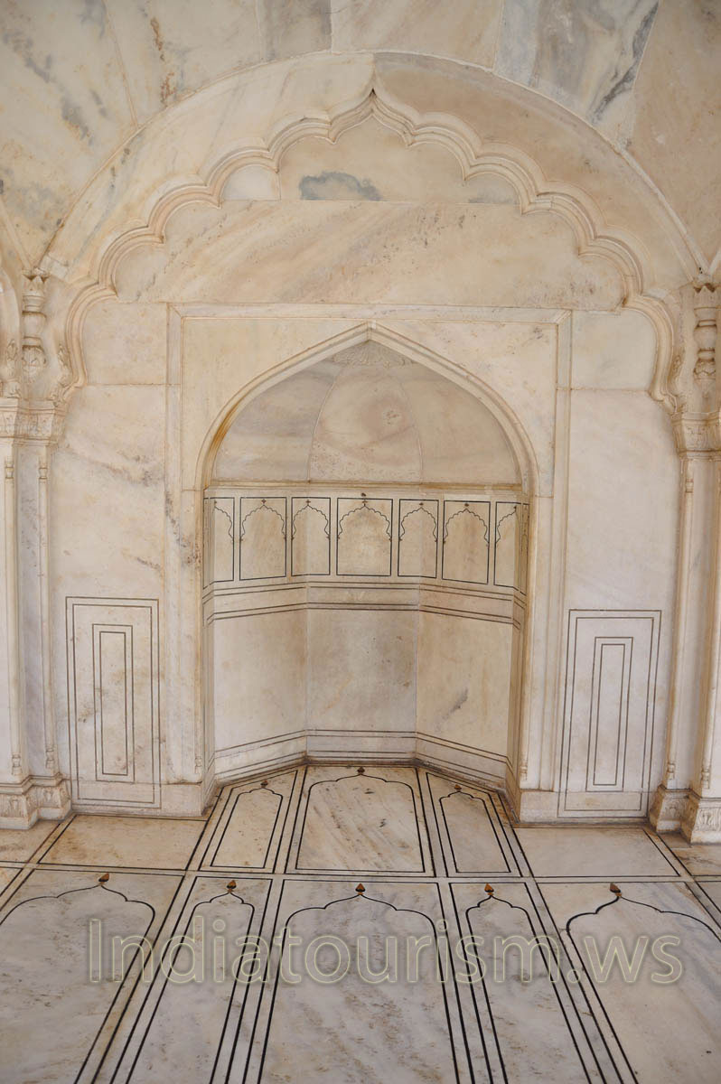 Nagina Masjid interior view