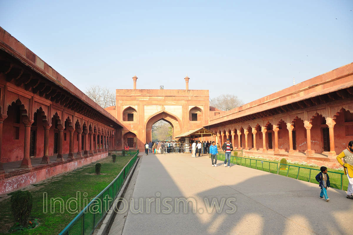 The Indian police will check your bags here