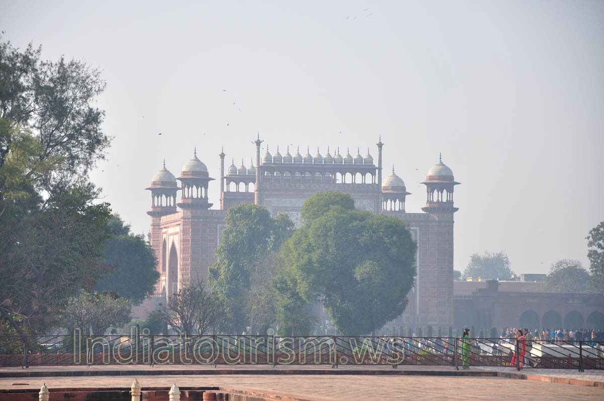 Northern view of the Darwaza