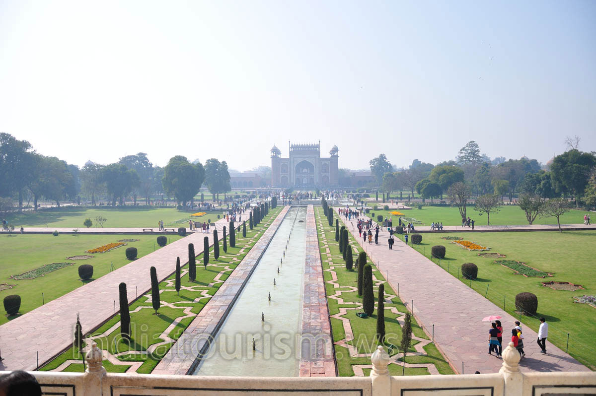 Taj Mahal Charbagh Garden