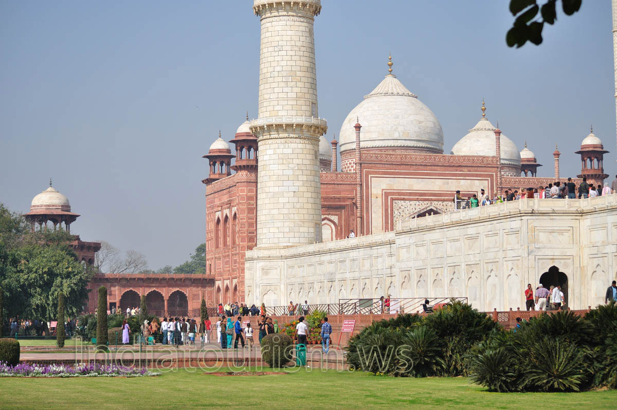 View of the Masjid building and the minaret