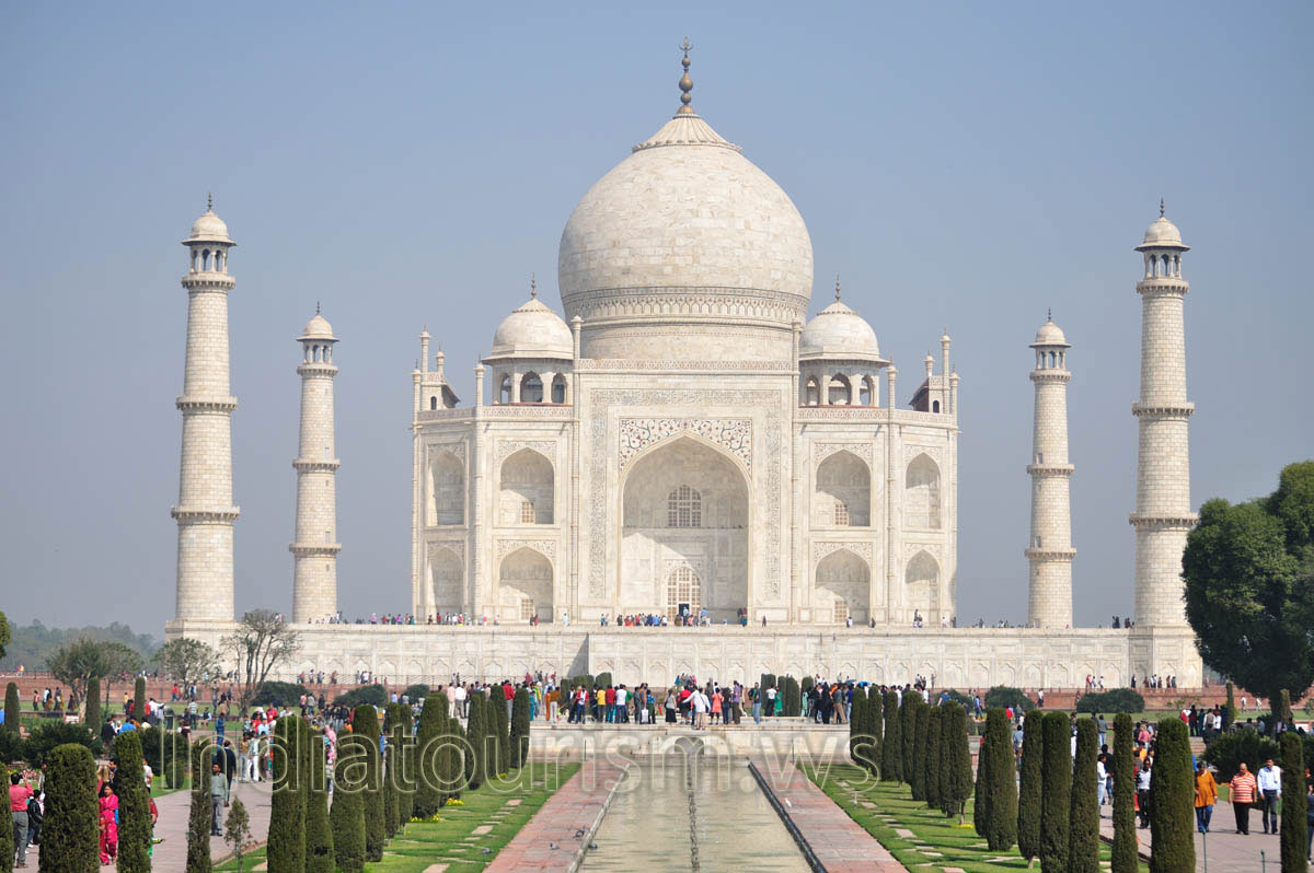 One more southern view of the Taj