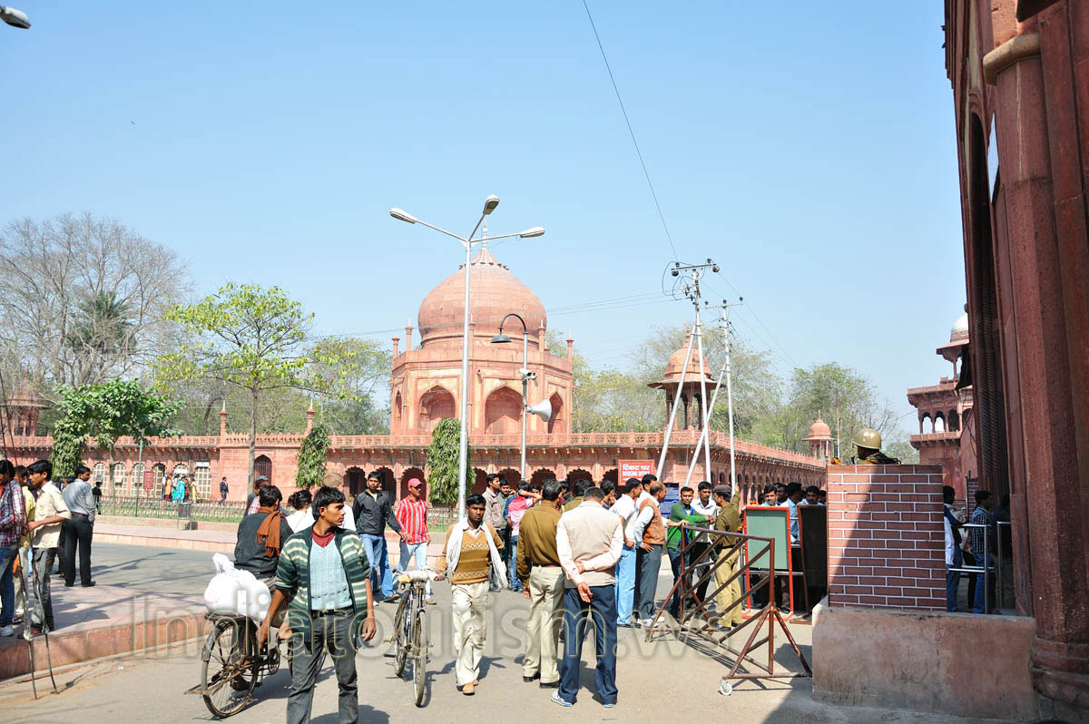 Security guards at the entrance to the Taj Mahal
