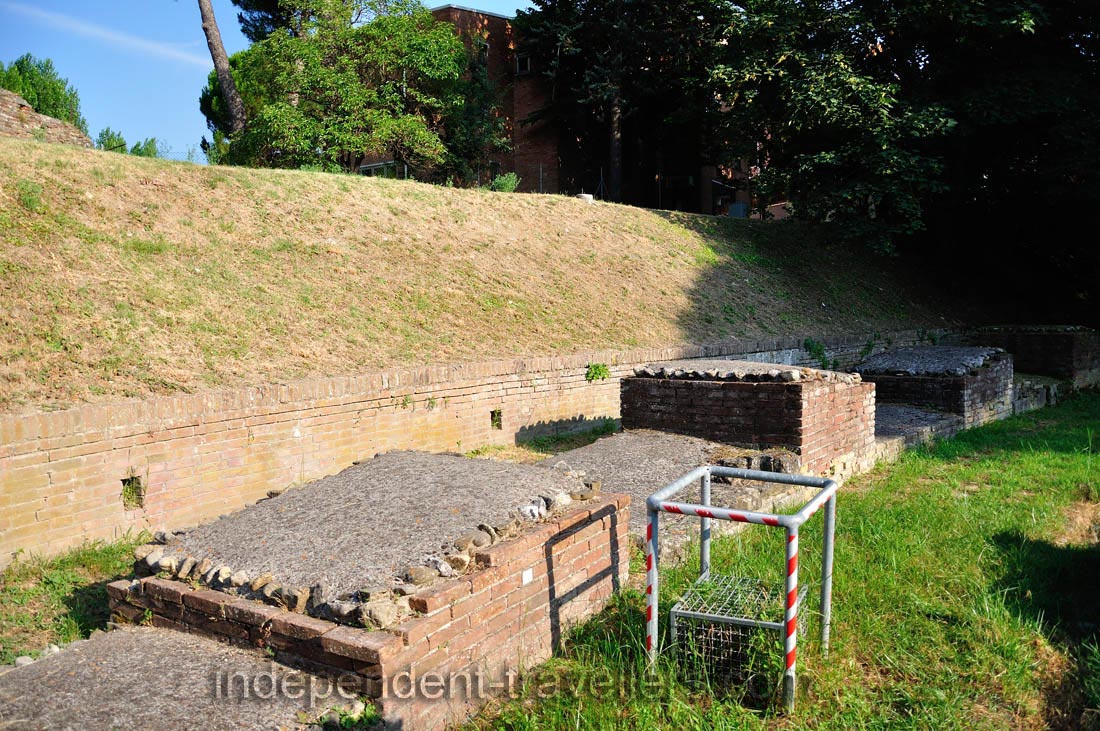 The city's amphitheatre suffered the most serious damage during WWII