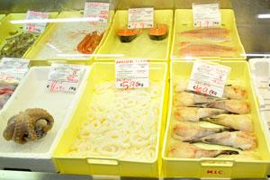 The price of monkfish tails is €10.90 per kg, the price of octopus is €11.90 per kg