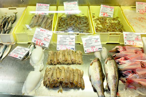 The fish market which is located inside the central market has cheap prices for seafood