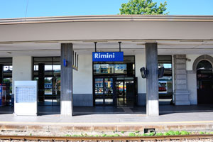 The entrance to the Rimini railway station from the platform number 1