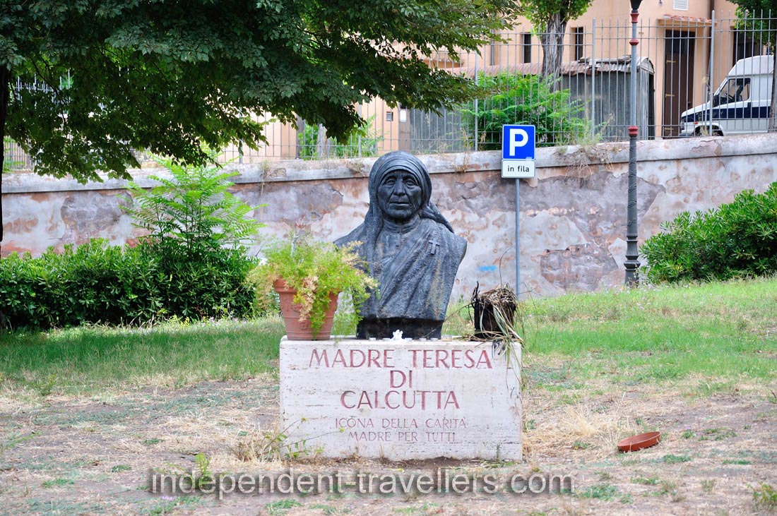Memorial to Mother Teresa of Calcutta is located on the square of San Gregorio