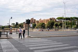 This pedestrian crossing is across the street of Viale Aventino