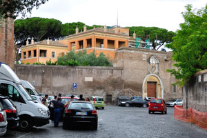 The street of Via Santo Stefano Rotondo is in the area of Nero's Aqueduct