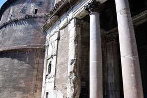 The northeast side view of the Pantheon