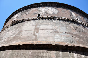 An outer wall of the Pantheon