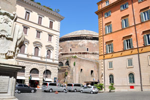 South east view of the Pantheon from Piazza della Minerva, 2015