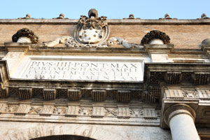 The outer facade of Porta del Popolo