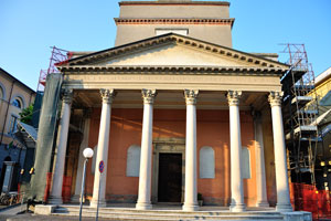 The facade of Chiesa del Suffragio