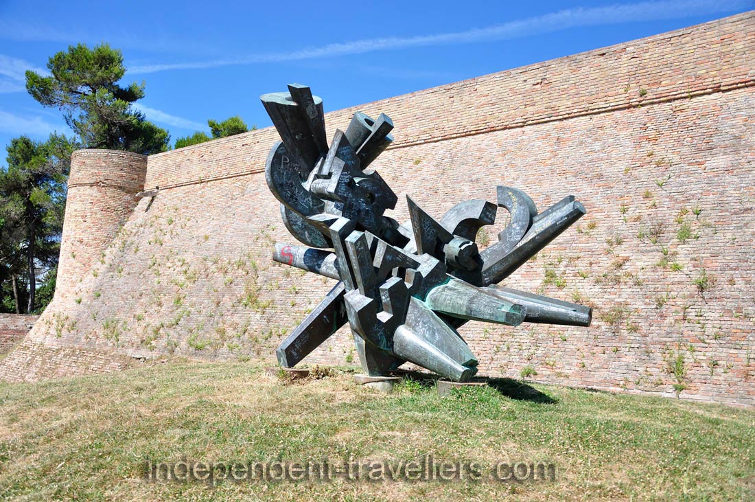 The huge metal monument is in Albornoz Fortress