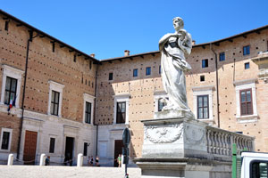 Statue of San Crescentino in front of Urbino Cathedral