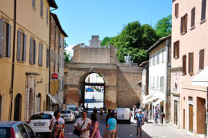 The arch is on Borgo Mercatale street
