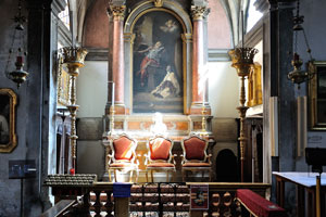 Inner interior of the “San Giovanni in Bragora” church