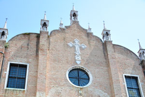 This is the Chiesa di S. Aponallinare, the place where our first walking tour was finished at the point “G”