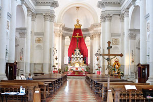 The interior of the church of Il Redentore