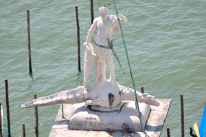 Statues on the top part of Column of San Teodoro