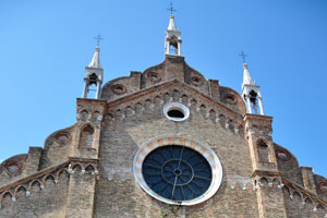 The facade of the church of Frari