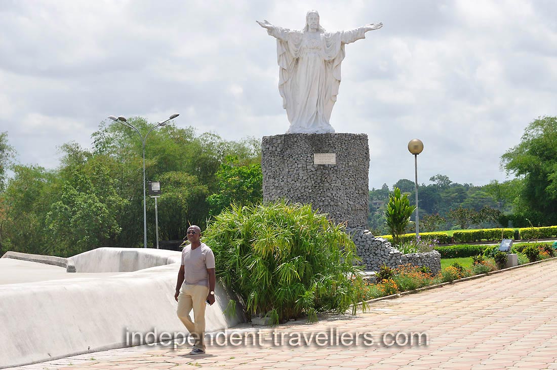 The statue of Jesus is located close to the entrance of Saint Paul's Cathedral