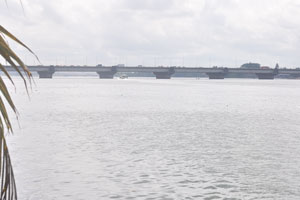 Second Abidjan Bridge is a road bridge over the Ébrié Lagoon which links the two halves of the city