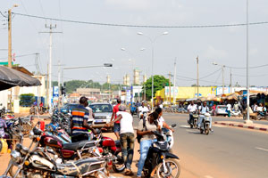 The Boulevard Alassane Ouattara is the largest street of the city