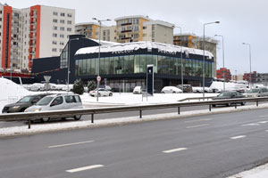 Peugeot “UAB Autovici” car dealer