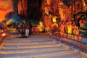 The Ramayana cave depicts the story of Rama in a chronicle manner along the irregular walls of the cave