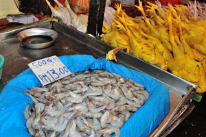 Fresh prawns cost 13 Malaysian ringgits per half a kg