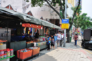 Chow Kit wet market is located on Jalan Tuanku Abdul Rahman street