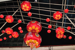 Sky lanterns in Chinatown