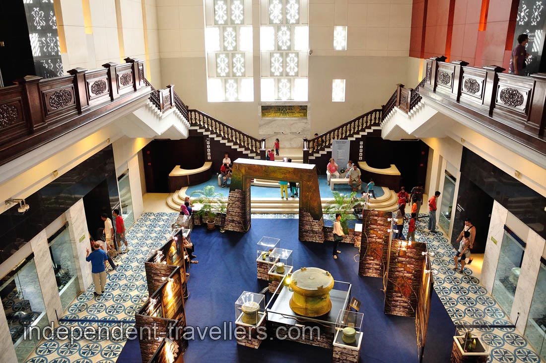 National Museum has interesting and ever changing exhibits. Certainly worth a visit when in KL