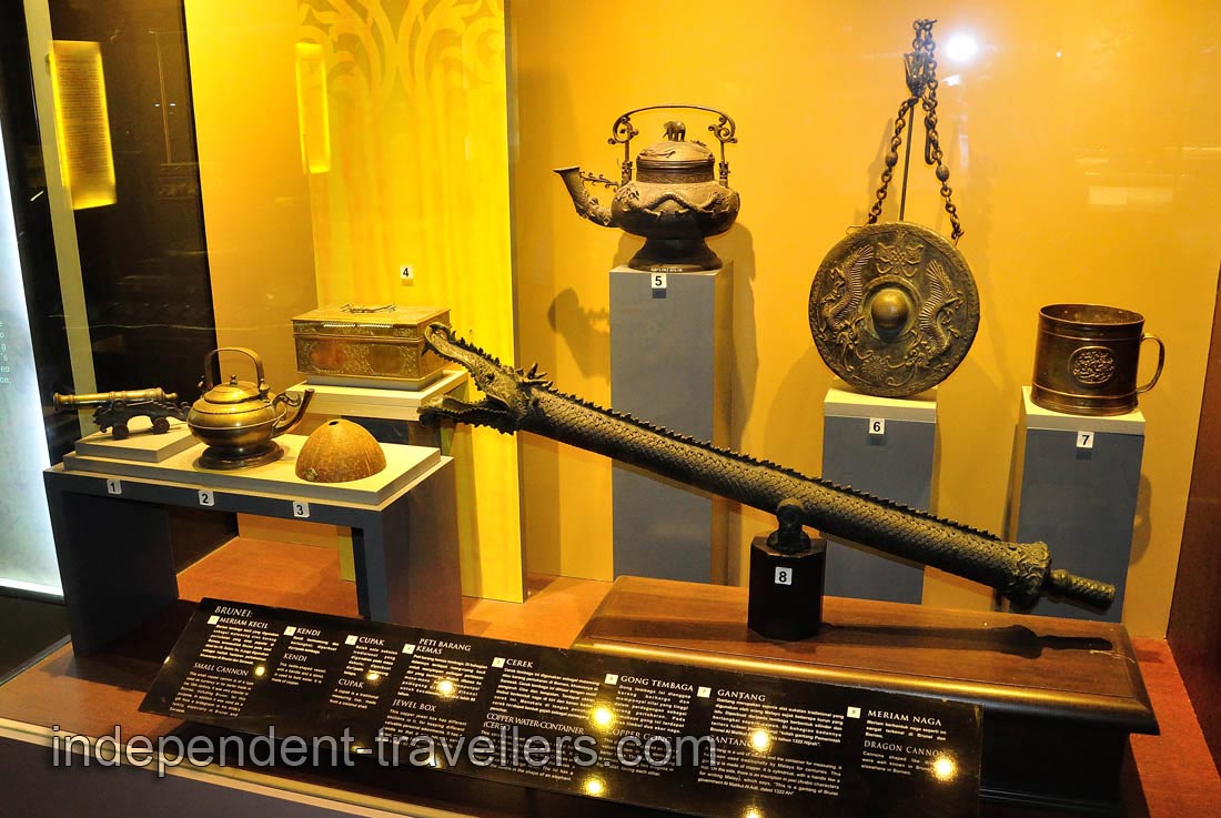 Copper water container &ldquo;5&rdquo;, Copper gong &ldquo;6&rdquo; and Dragon cannon &ldquo;8&rdquo;