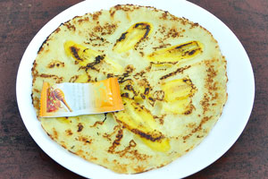 New Cocohut restaurant: the price of banana pancake is RM7, pancake is served with the honey