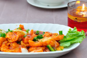 Abdul's Chalets restaurant: the price of the “Sweet & Sour” chicken is RM14